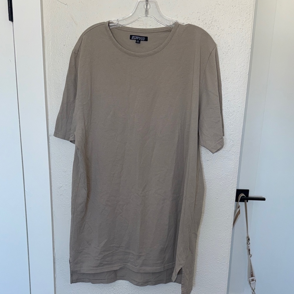 Elwood Men's Taupe Short Sleeve Tee